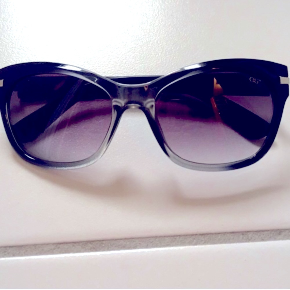 CG Black Unisex Sunglasses